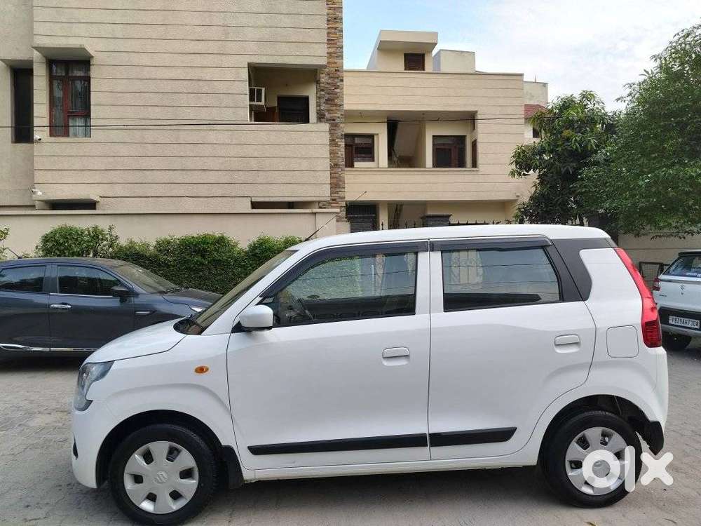 Maruti Suzuki Wagon R Vxi 1.0 Cng, 2025, Cng & Hybrids
