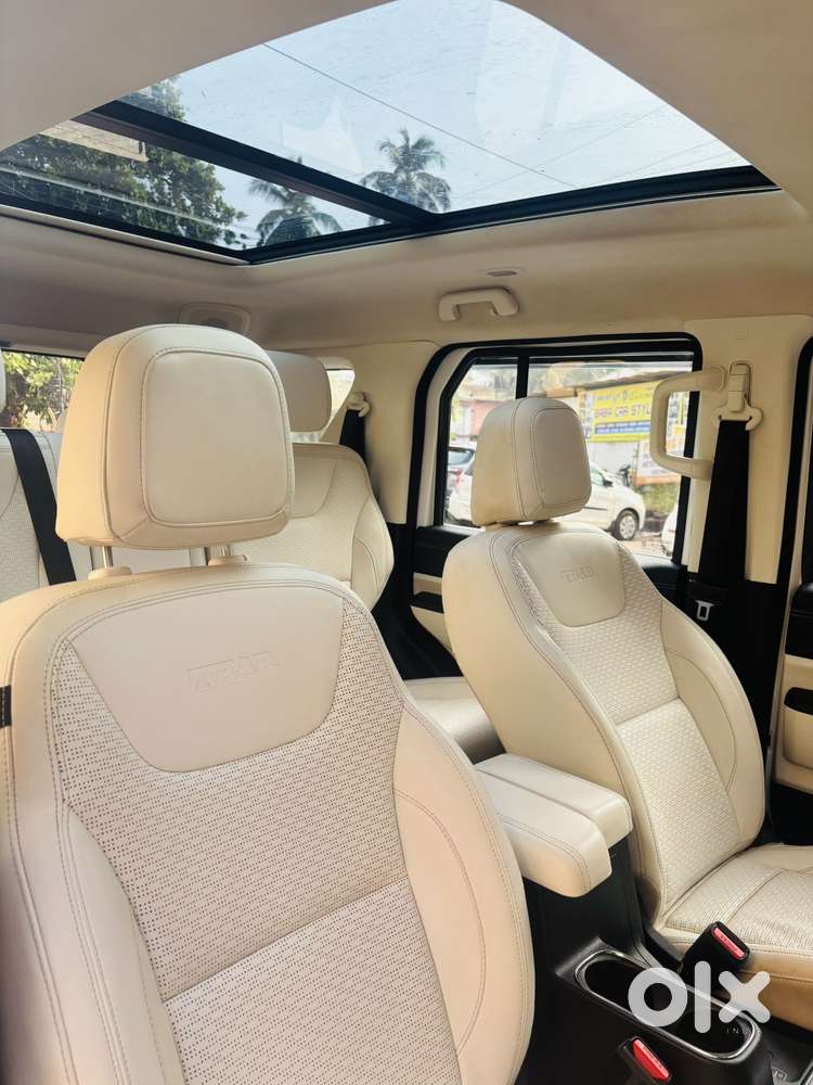 Mahindra Thar Roxx Ax7 L Diesel Mt 4wd, 2025, Diesel