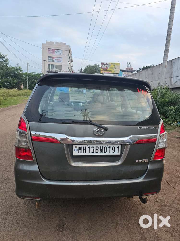 Toyota Innova 2.5 Vx 8 Str Bs-iii, 2013, Diesel
