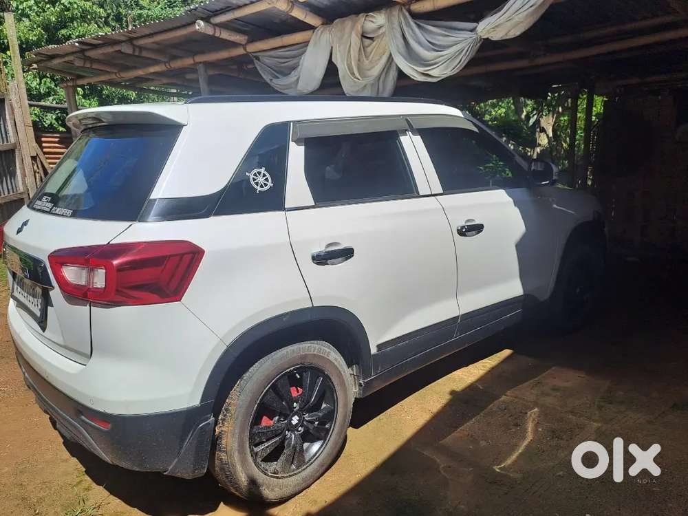 Maruti Suzuki Brezza Lxi 2021