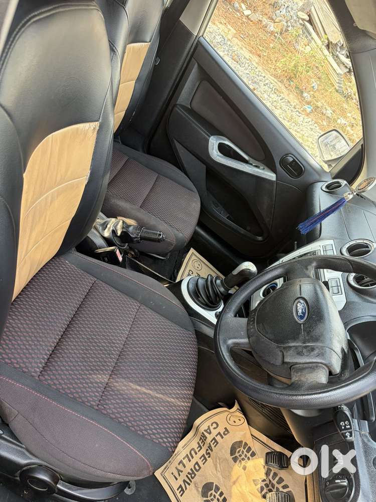 Ford Figo 1.2p Titanium Mt, 2010, Petrol