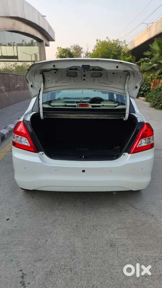 Maruti Suzuki Swift Dzire Vxi Optional, 2016, Petrol