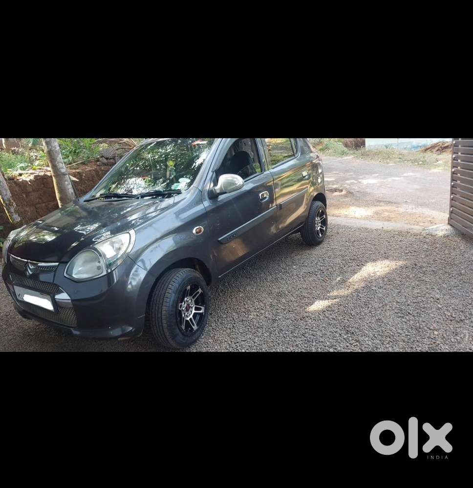 Maruti Suzuki Alto 800 Lxi (2013) - With Stylish Alloy Wheels