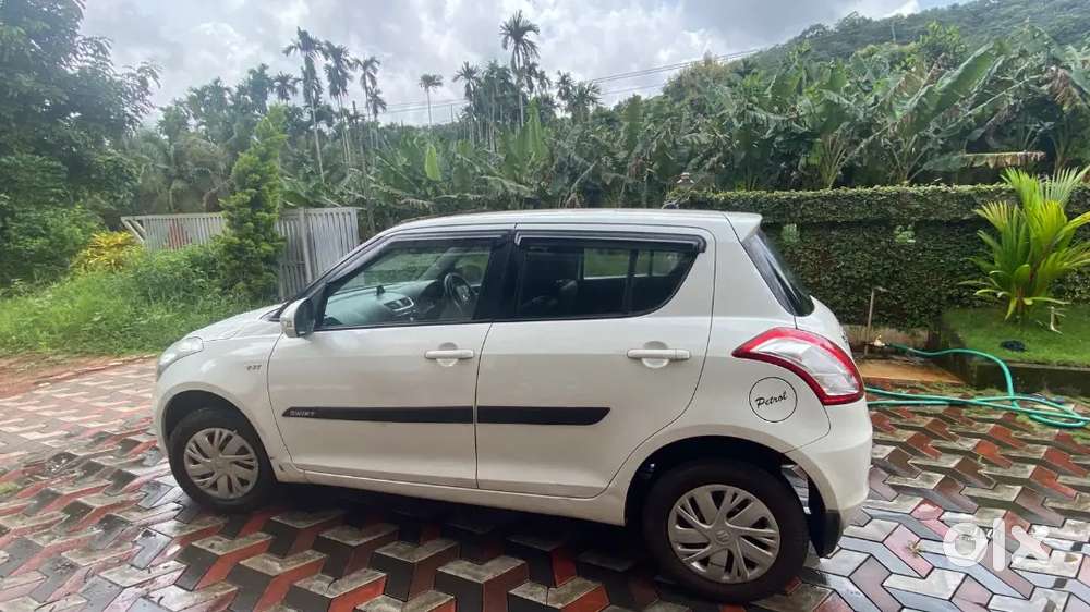 Maruti Suzuki Swift Vxi 2015 Model