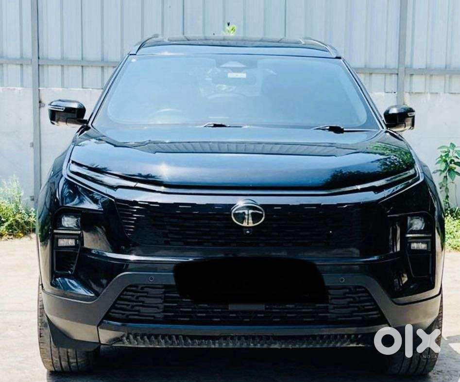 Tata Safari Accomplished Plus Dark Edition, 2024, Diesel