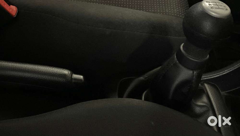 Maruti Suzuki Swift 1.2 Lxi (o), 2015, Petrol