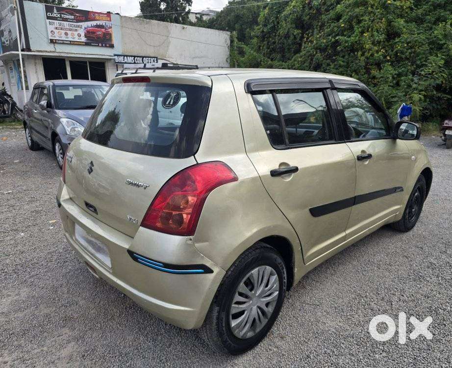 Maruti Suzuki Swift Vxi Optional, 2005, Petrol