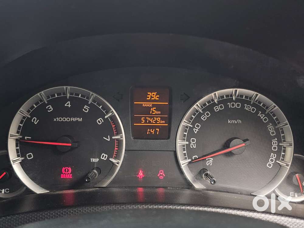Maruti Suzuki Swift Zxi, 2015, Petrol