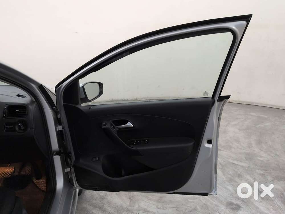 Volkswagen Vento 1.2 Tsi Comfortline At, 2016, Petrol
