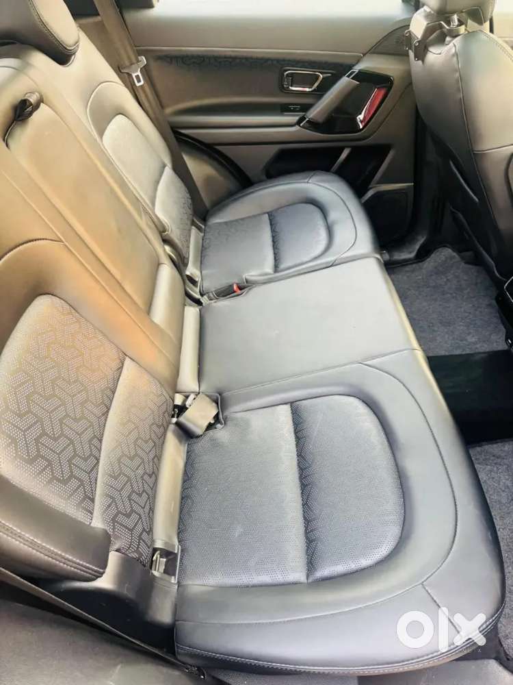 Tata Safari Xza Black Edition