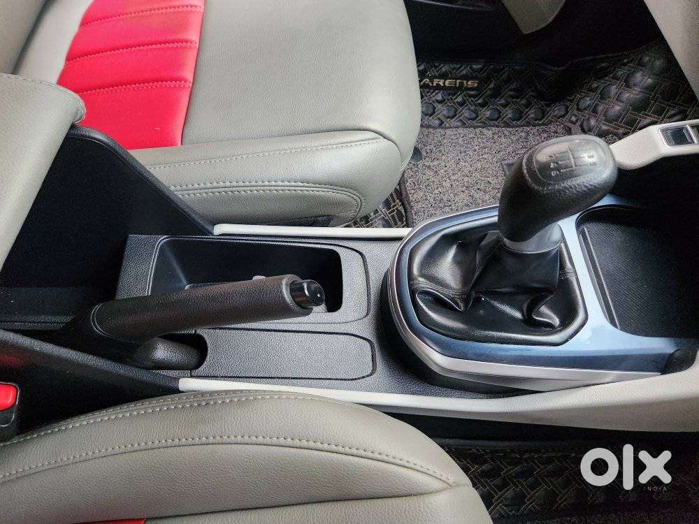 Kia Carens 1.5 Premium 7 Str, 2023, Petrol