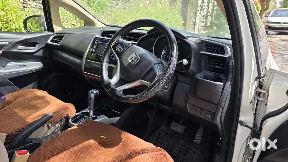 Honda Jazz 1.2 Petrol 2017 White Well Maintained