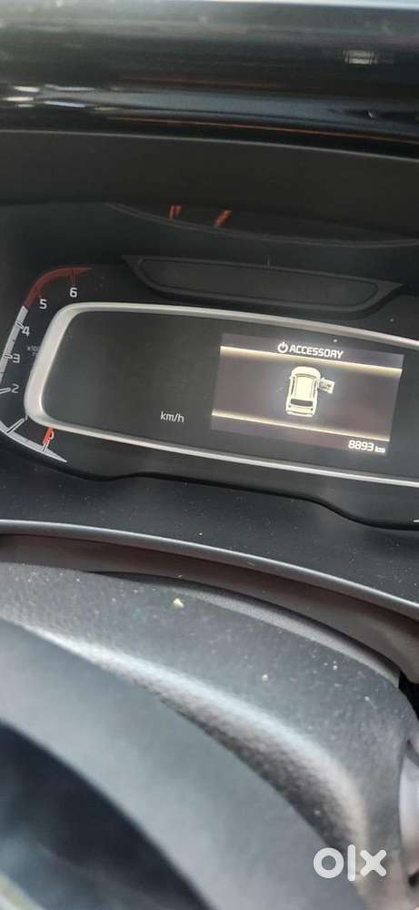 Kia Sonet 2025 Diesel Automatic Just Like Brand New8900 Km Driven