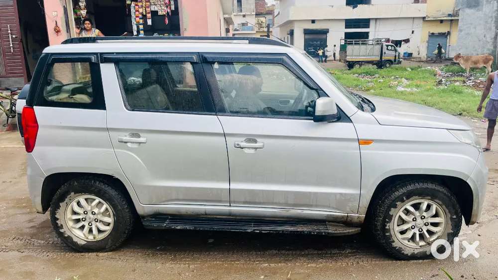 Mahindra Tuv 300 2016