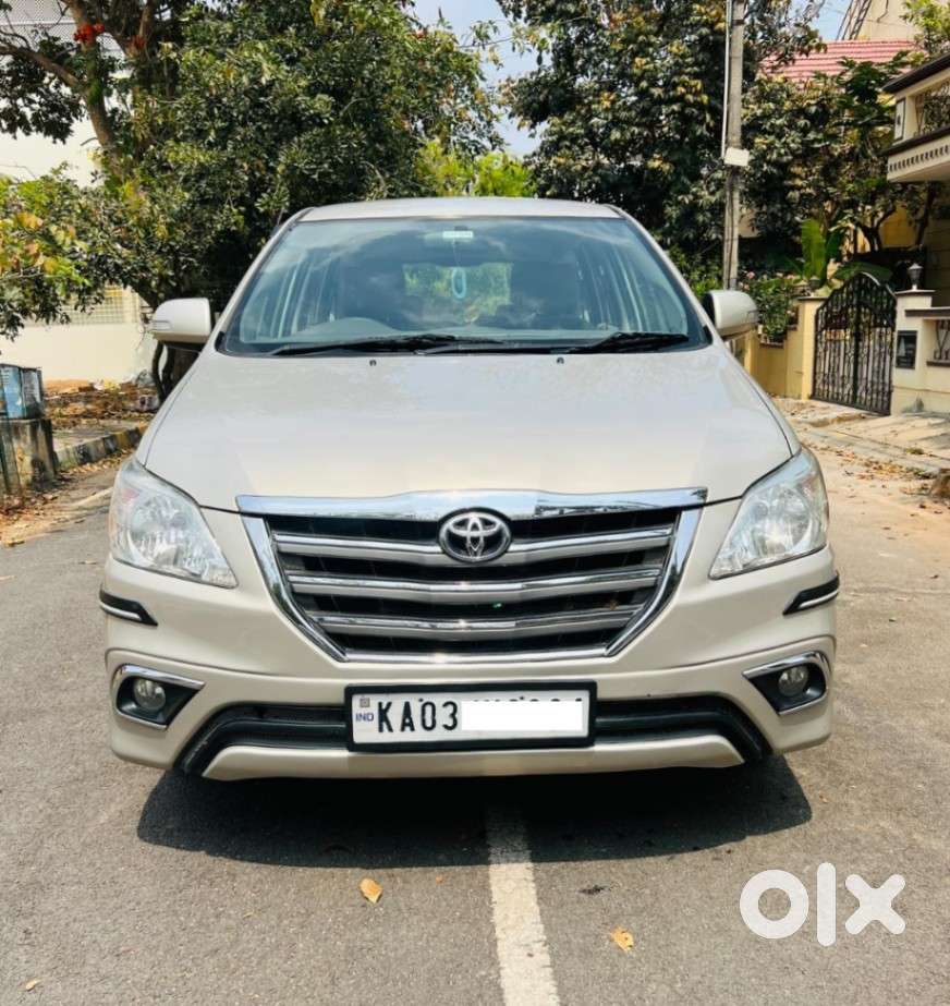 Toyota Innova 2.5 Z Diesel 7 Seater Bs Iv, 2014, Diesel