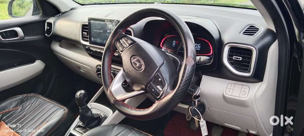 Hyundai Venue, 2024, Petrol