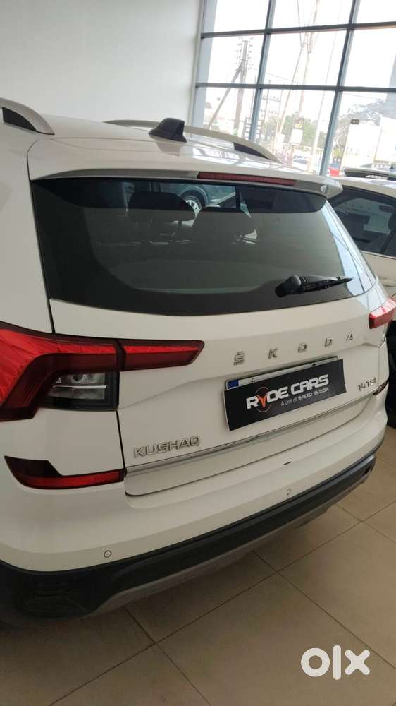 Skoda Kushaq 1.0 Tsi Style At, 2023, Petrol