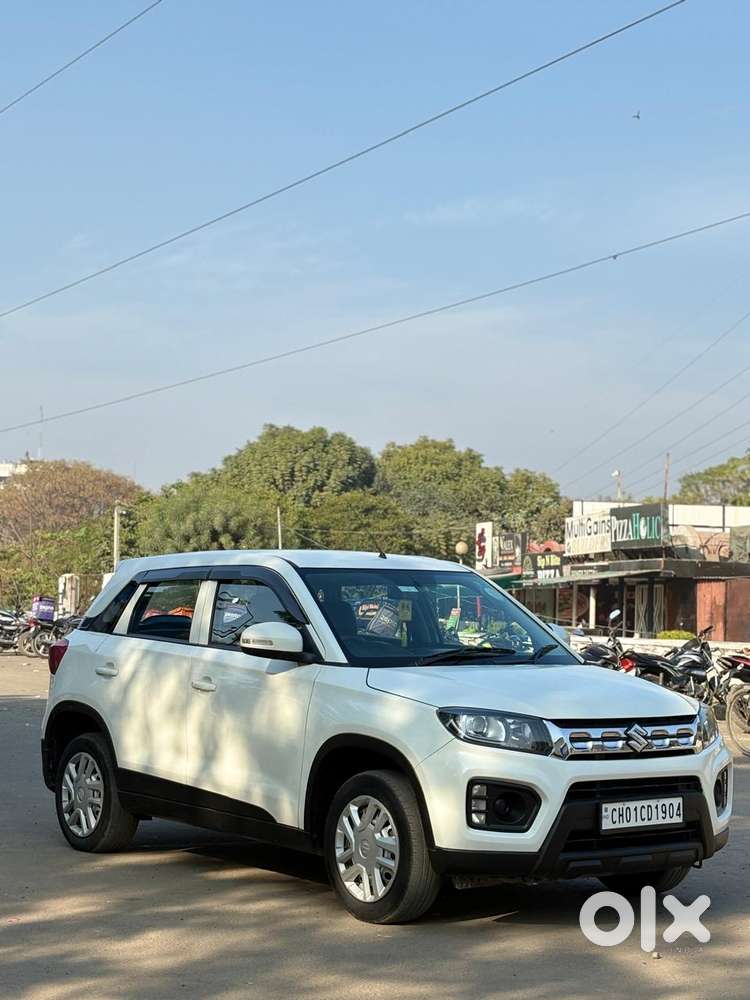 Maruti Suzuki Brezza 1.5 Lxi Smart Hybrid, 2021, Petrol