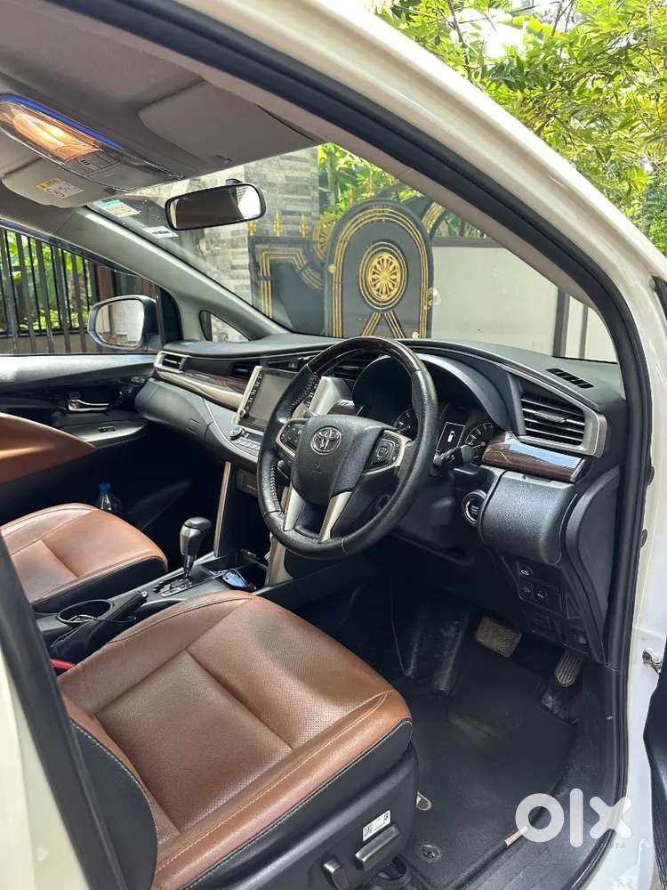 Toyota Innova Crysta 2022 Diesel Well Maintained