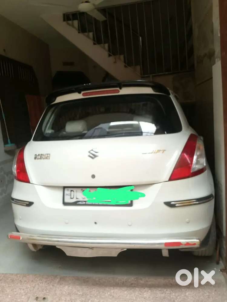 Maruti Suzuki Swift Lxi 2017