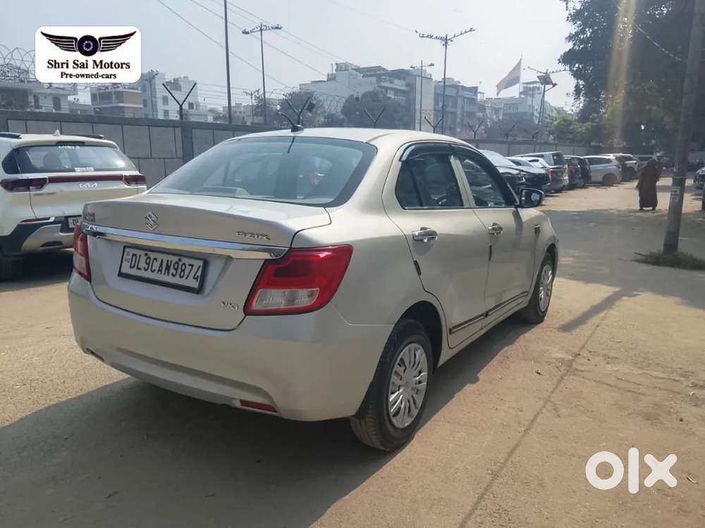 Maruti Suzuki Dzire 1.2 Lxi, 2017, Petrol