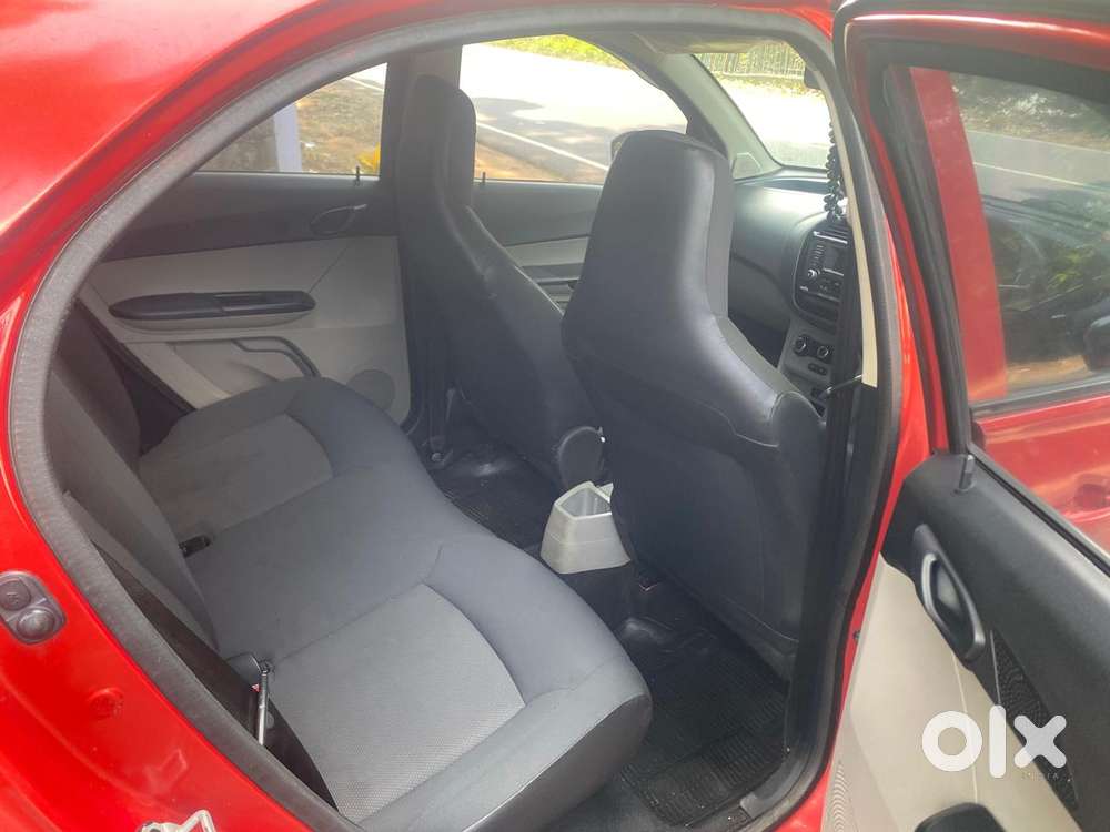 Tata Tiago, 2019, Petrol