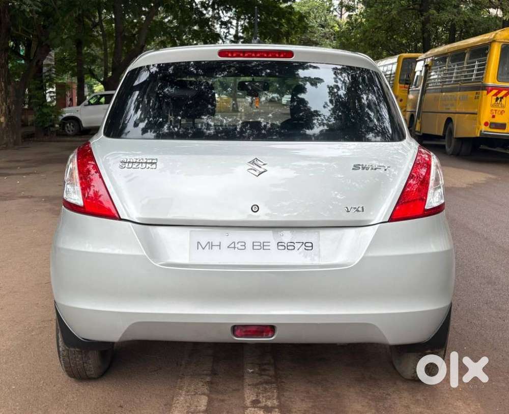 Maruti Suzuki Swift Vxi + Manual, 2017, Petrol