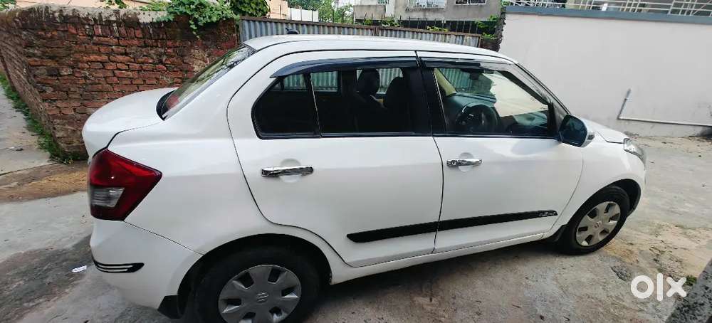 Maruti Suzuki Dzire 2016 Diesel 87200 Km Driven