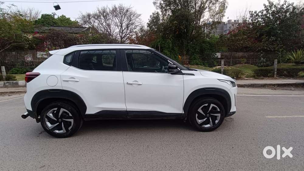 Nissan Magnite 1.0 Xv Executive, 2021, Petrol