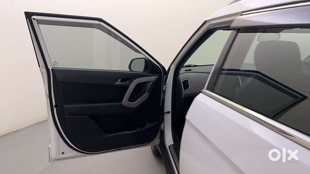 Hyundai Creta 1.6 Sx Plus Petrol At, 2017, Petrol