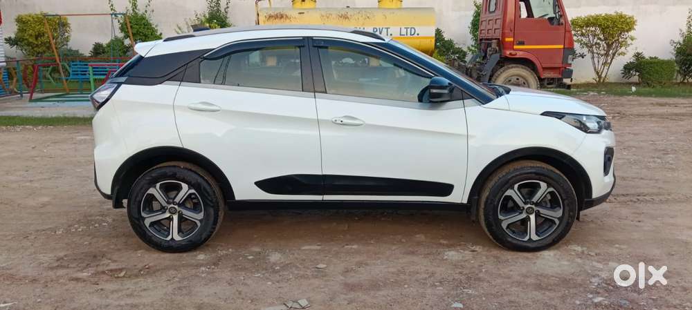 Tata Nexon 1.2 Revotron Xz Plus (s), 2022, Petrol