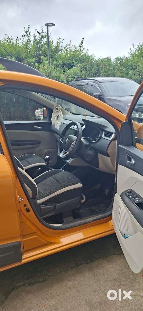 Renault Triber Rxz, 2019, Petrol