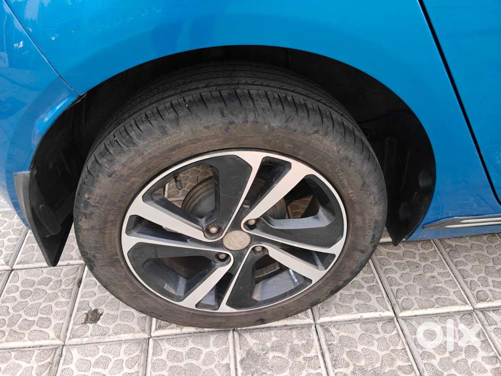 Tata Altroz Xz, 2021, Petrol