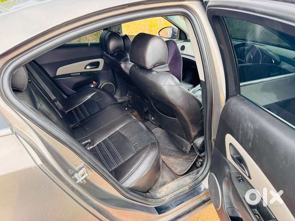 Chevrolet Cruze 2011 Year