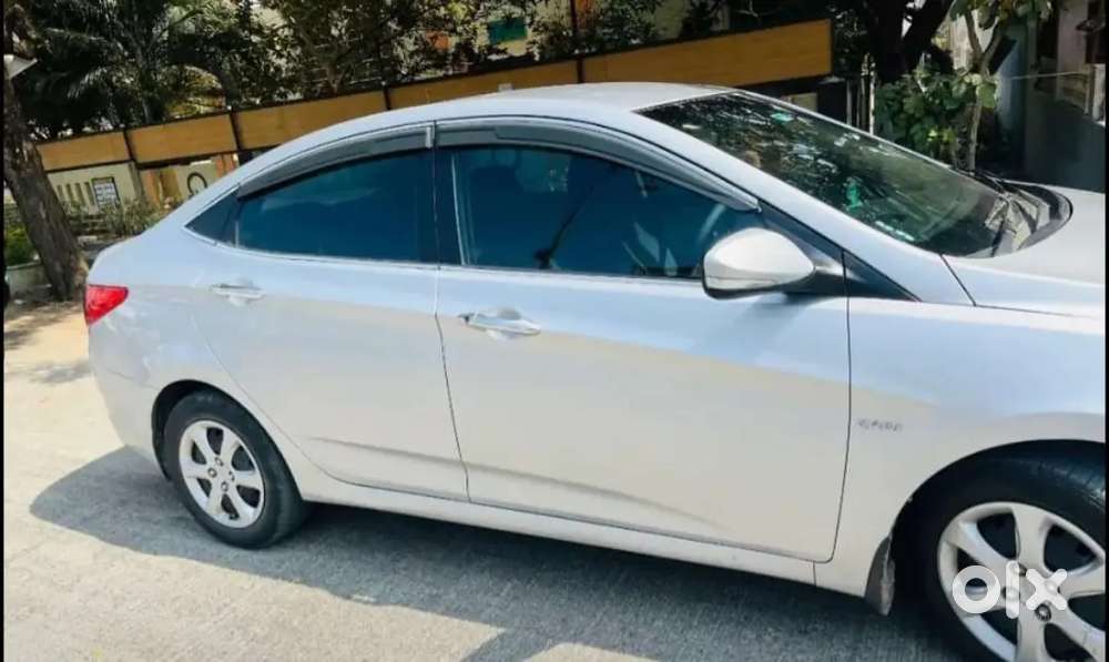 Hyundai Verna 2013 Diesel 90000 Km Driven