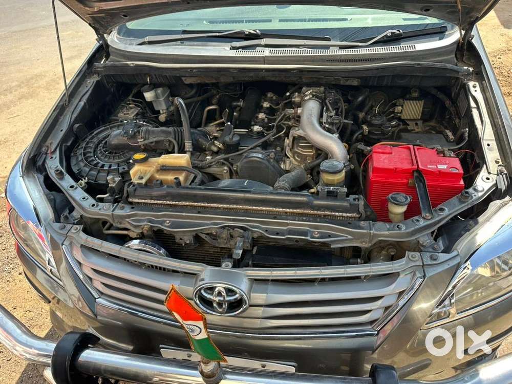Toyota Innova 2012 Diesel Well Maintained