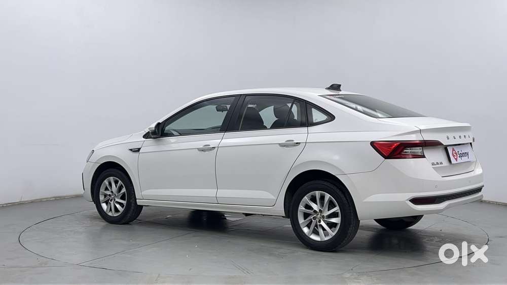 Skoda Slavia Ambition 1.0l Tsi Mt, 2022, Petrol