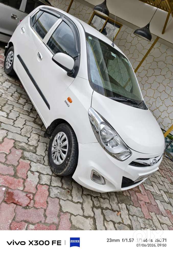 Hyundai I10 Sportz 2015 Km