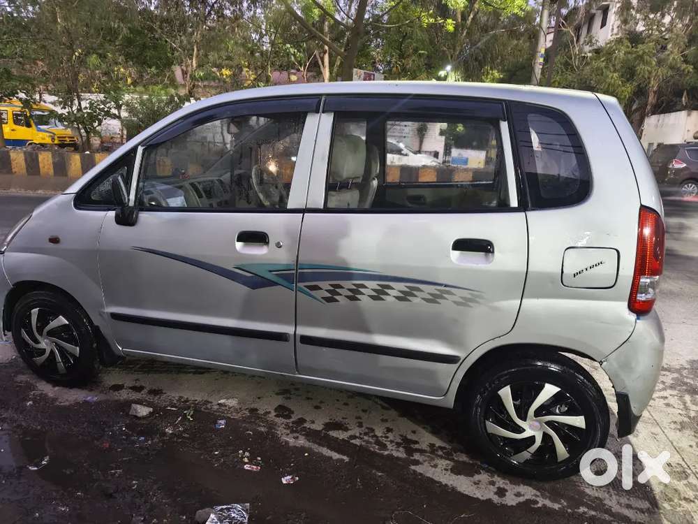 Best Condition Petrol+lpg New Tyre
