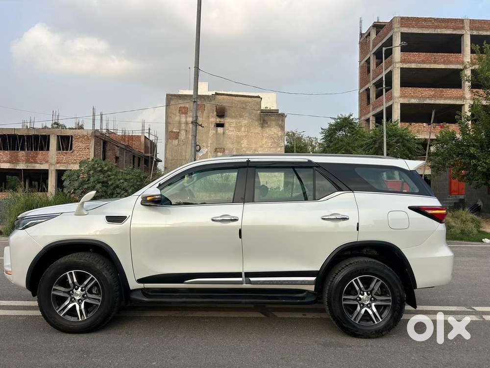 Toyota Fortuner 4x2 At 2.8 Diesel, 2022, Diesel