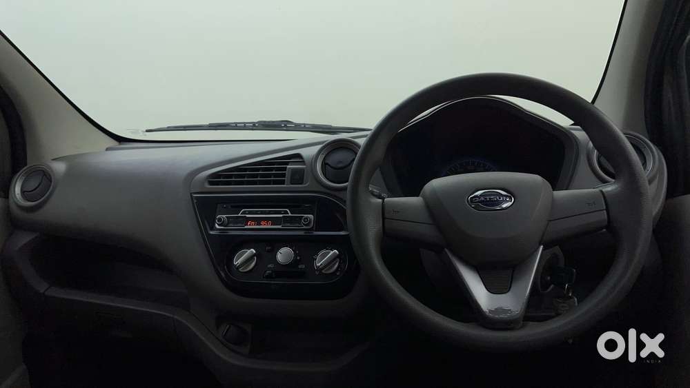 Datsun Redigo T Option, 2016, Petrol