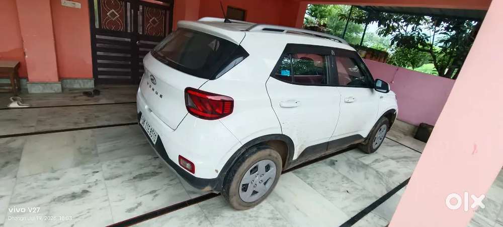 Hyundai Venue S Petrol 2021