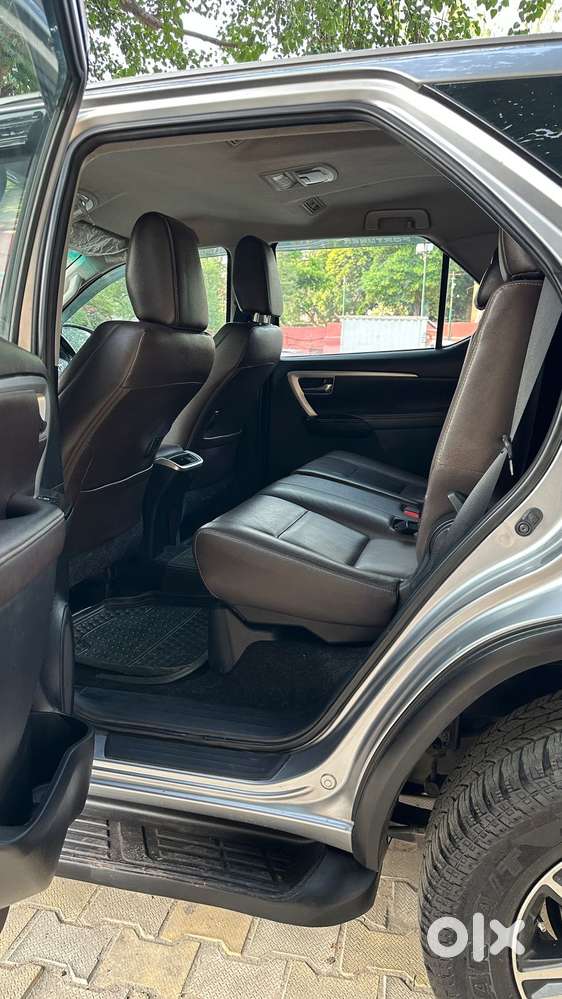 Toyota Fortuner 4x2 At 2.8 Diesel, 2018, Diesel