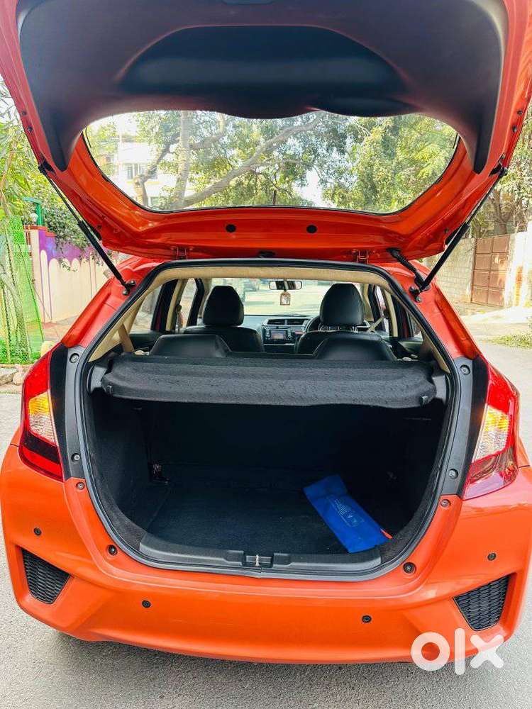 Honda Jazz V Cvt, 2015, Petrol