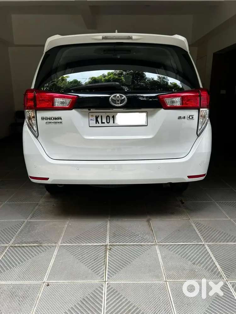 Toyota Innova Crysta 2025 Diesel 7500 Km Driven