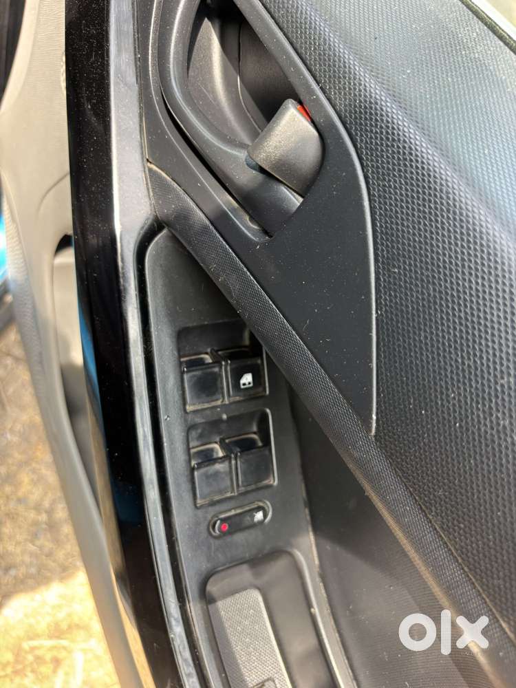 Tata Nexon 1.2 Revotron Xm (s), 2019, Petrol