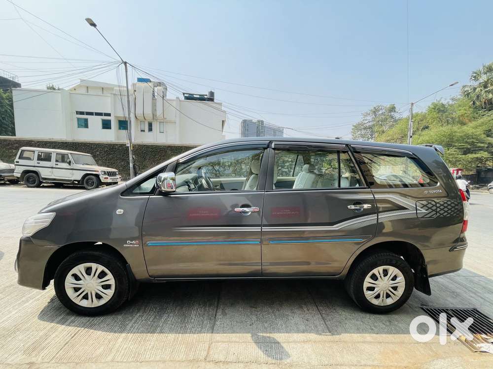 Toyota Innova 2.5 G (diesel) 8 Seater, 2011, Diesel