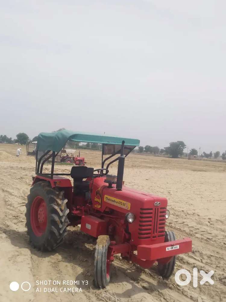 Mahindra Tractor 475