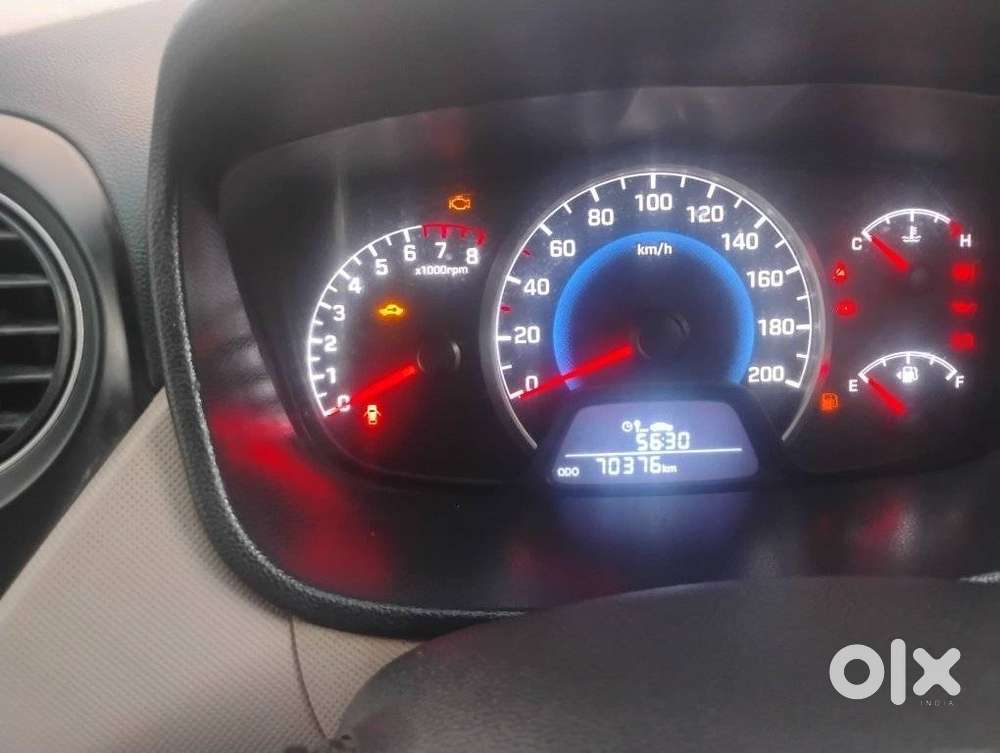 Hyundai Grand I10 Sportz, 2017, Petrol