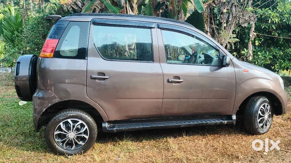 Mahindra Quanto C6 2012 Diesel 7 Seater  Well Maintained